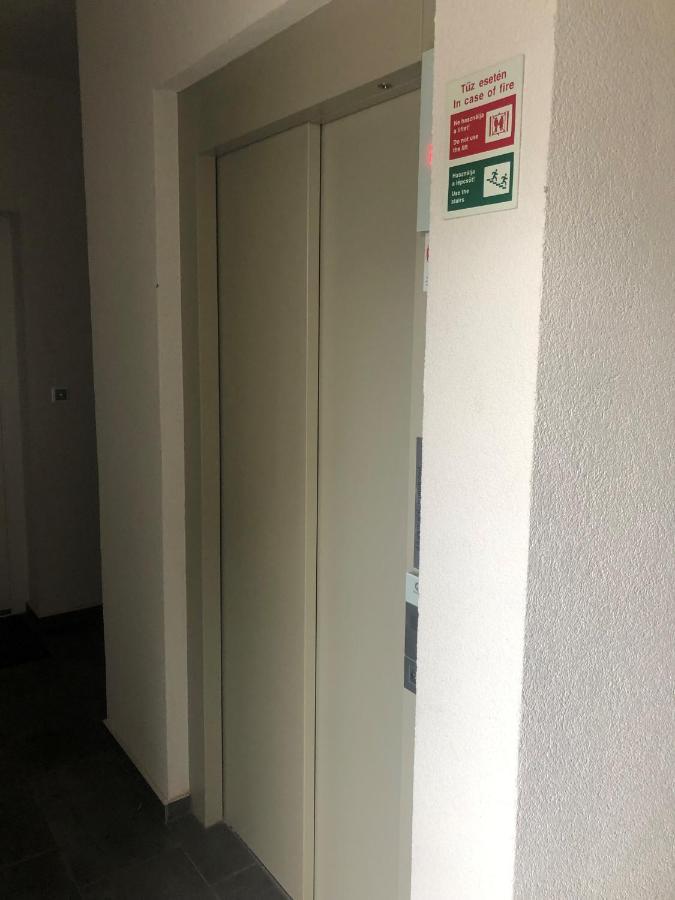 Glamour Apartman Tapolca Esterno foto